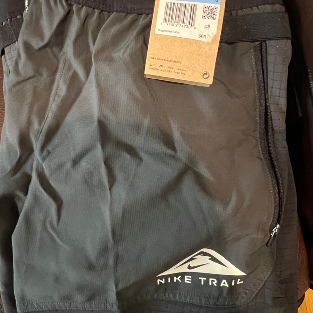 Nike shorts - Picture 2 of 4